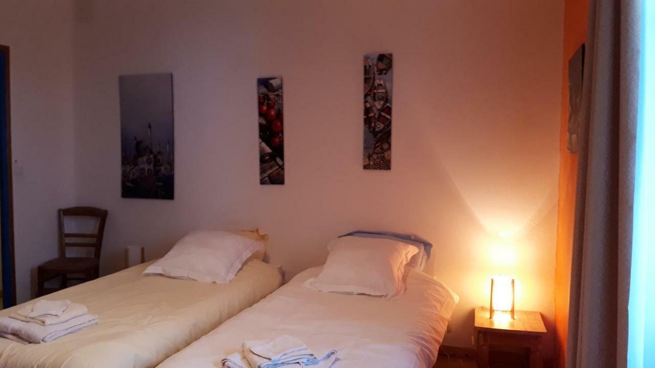 Les Hortensias Gr 34 - Chambres D'Hotes Trévou-Tréguignec 外观 照片